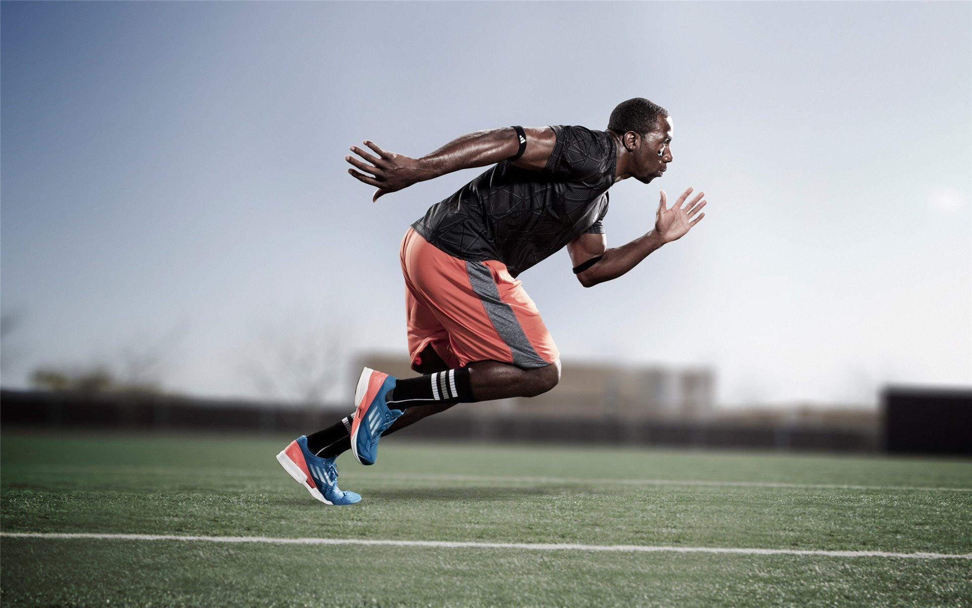 _城市高空冲浪:极限运动新体验_,水上高空冲浪